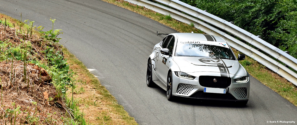 JAGUAR XE SV PROJECT 8