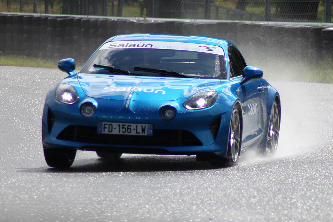 L'Alpine sur le circuit de Lohéac